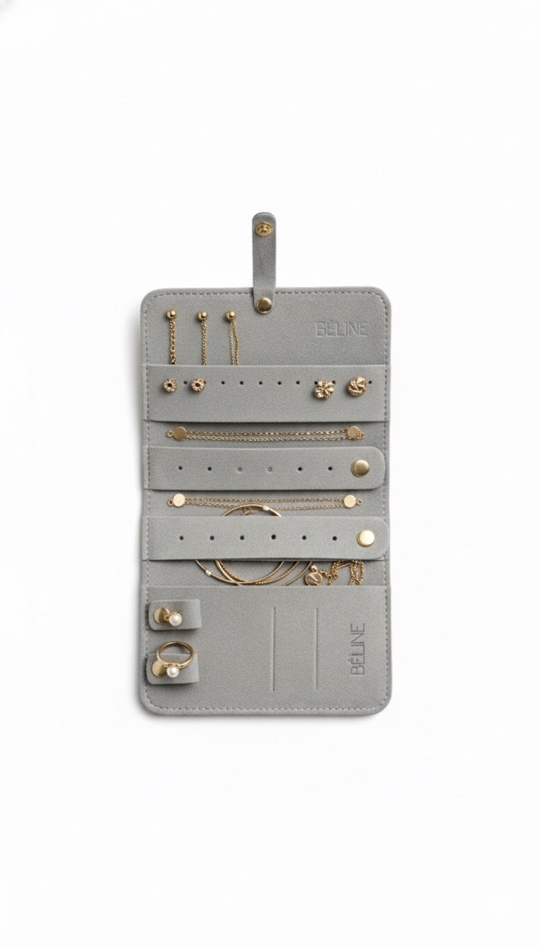 Aurora — El Estuche de Viaje.