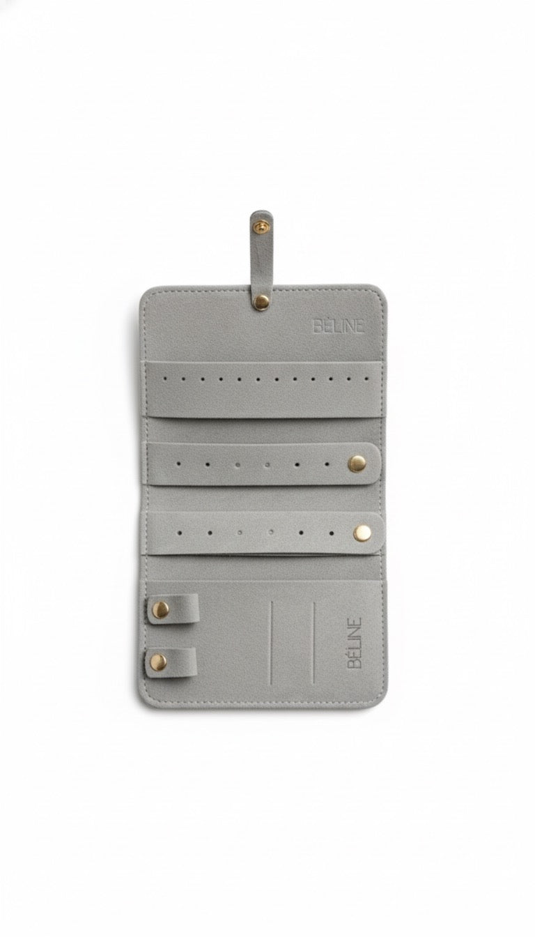 Aurora — El Estuche de Viaje.